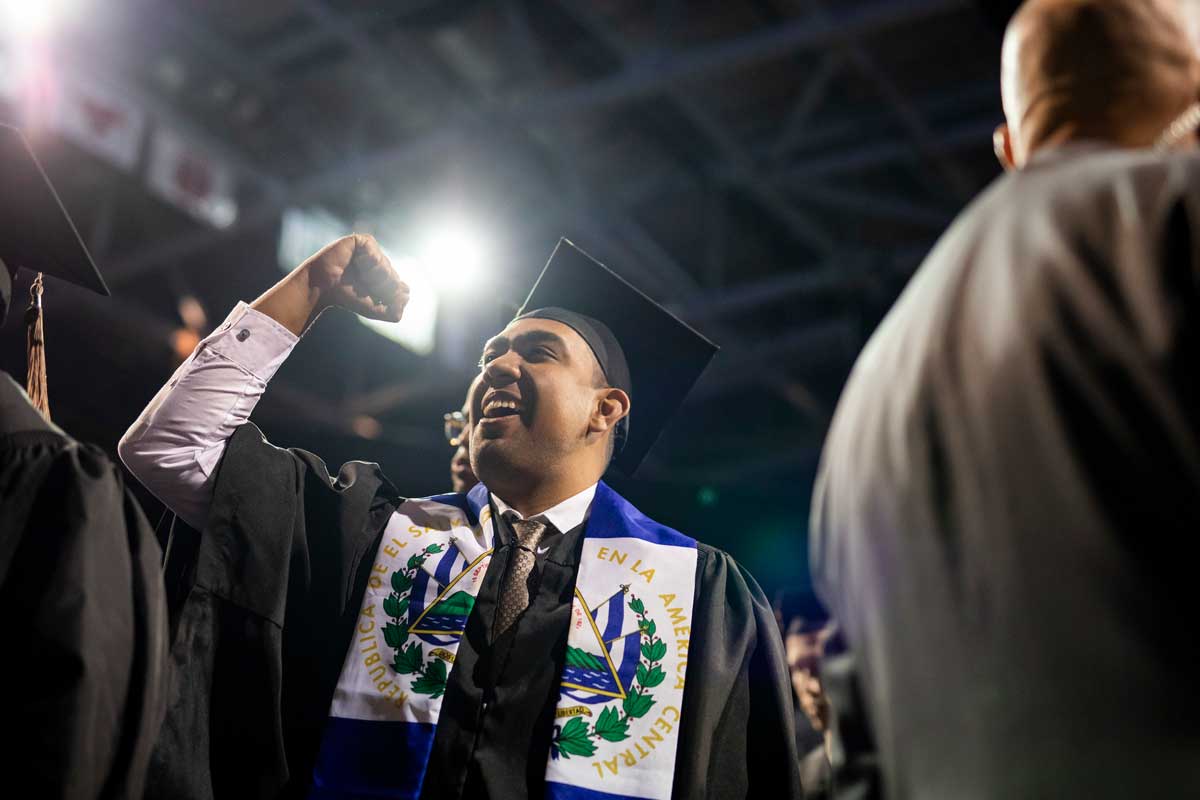 ucf student graduation